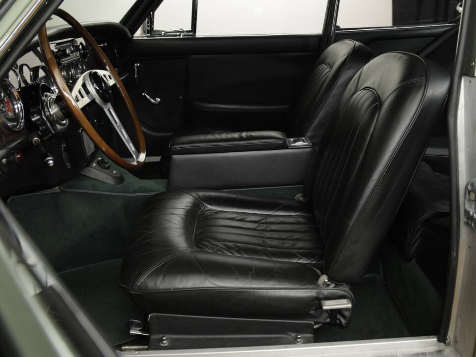 Bild 12/29 von Jensen C-V8 MK III (1966)