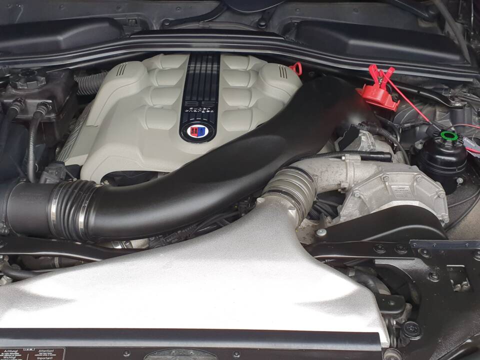 Image 14/14 of ALPINA B5 S Touring (2008)