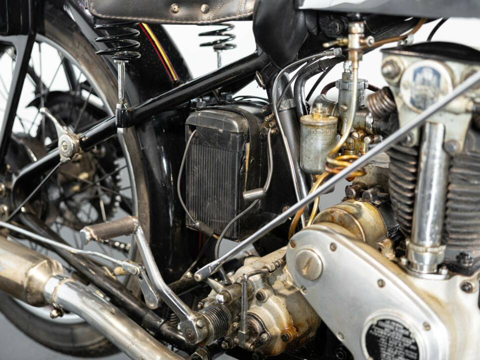 Image 11/50 of Bianchi Stelvio 250 (1948)