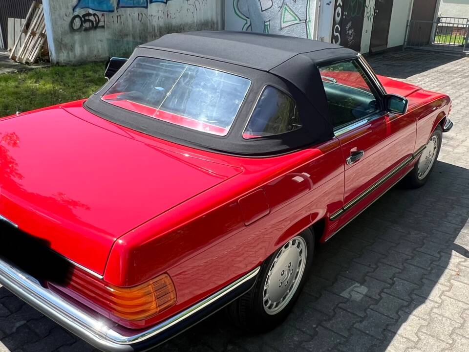 Image 3/22 de Mercedes-Benz 300 SL (1986)