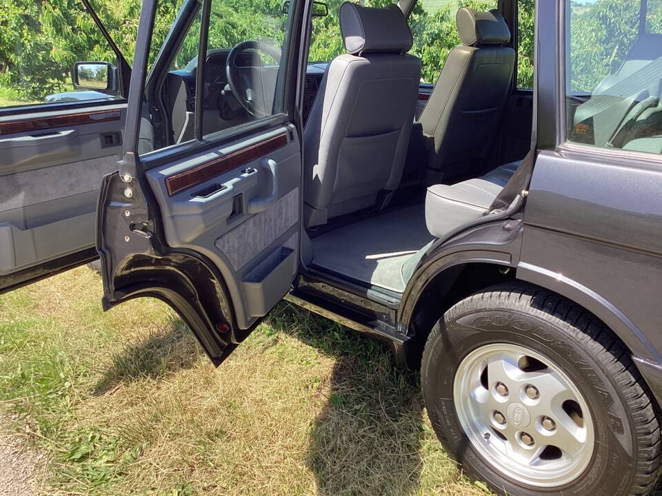 Image 40/53 of Land Rover Range Rover 4.2 LSE (1994)