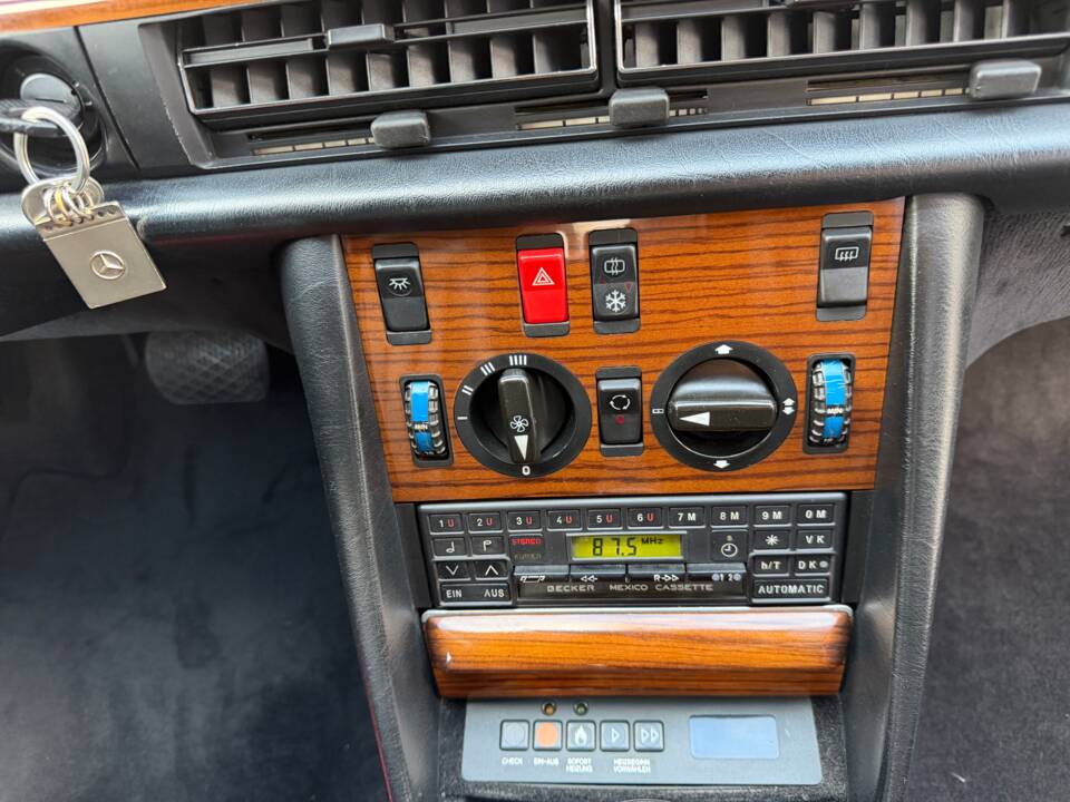 Bild 38/57 von Mercedes-Benz 500 SEL (1982)