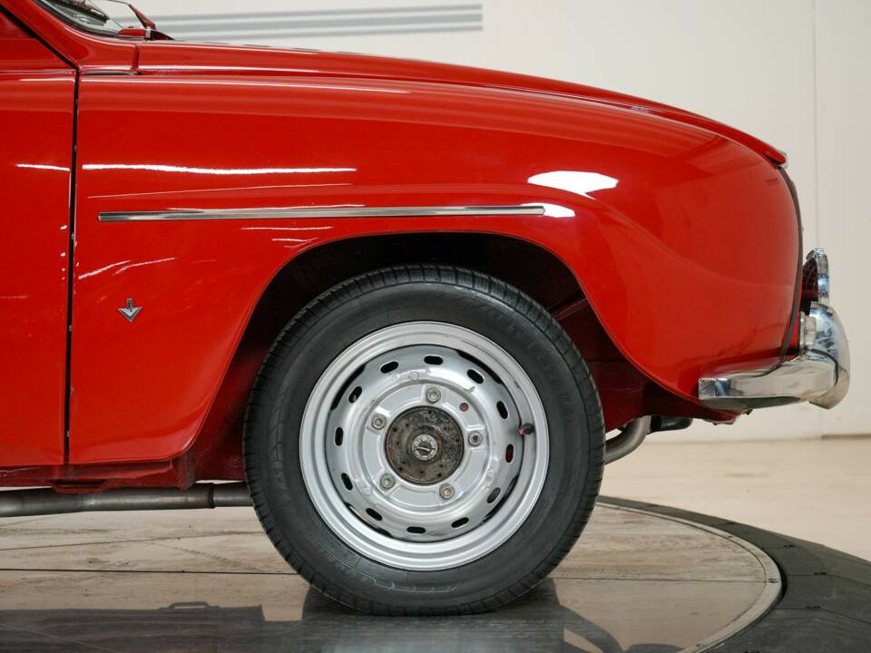 Image 14/34 of Saab 96 V4 (1967)