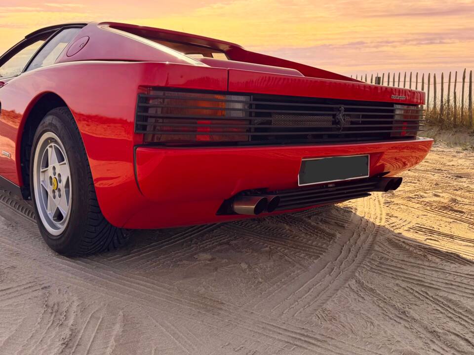 Afbeelding 2/12 van Ferrari Testarossa (1990)