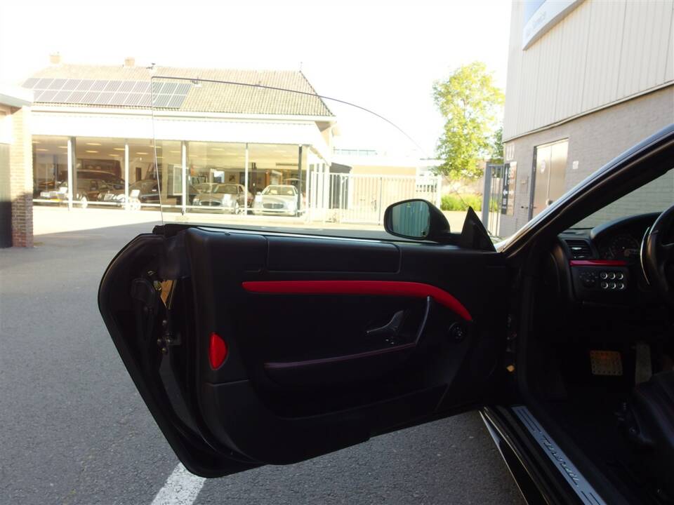 Bild 38/100 von Maserati GranTurismo S (2008)