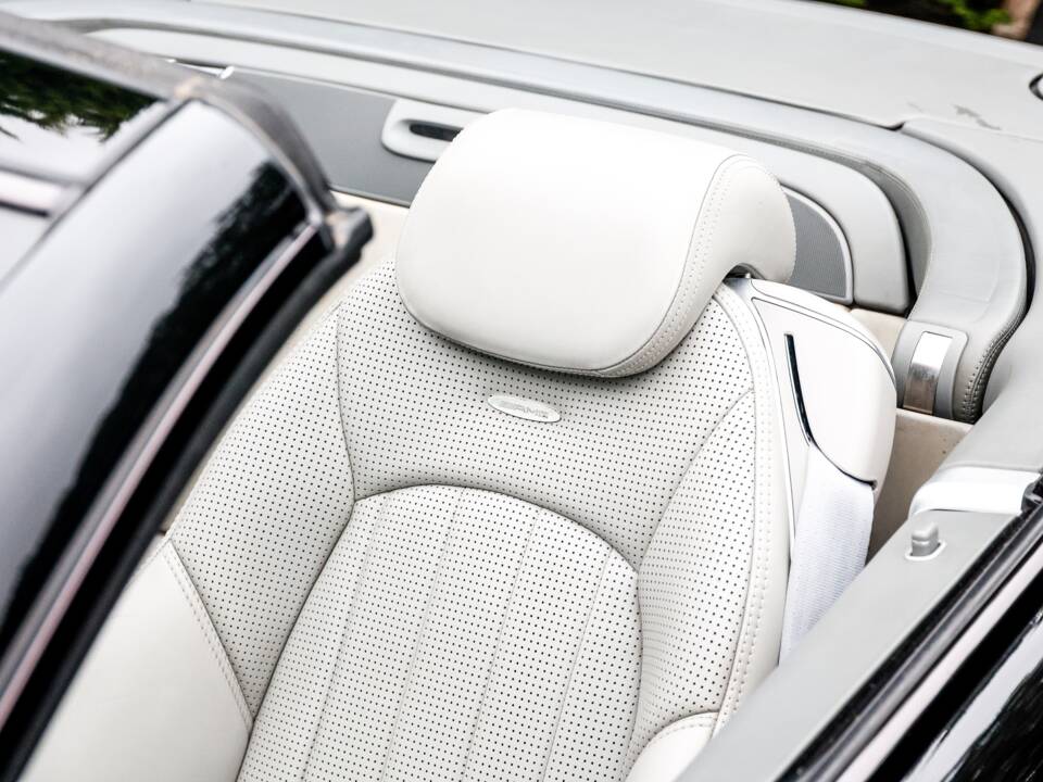 Immagine 39/46 di Mercedes-Benz SL 65 AMG (2005)