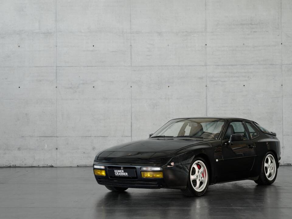 Bild 2/50 von Porsche 944 Turbo (1990)