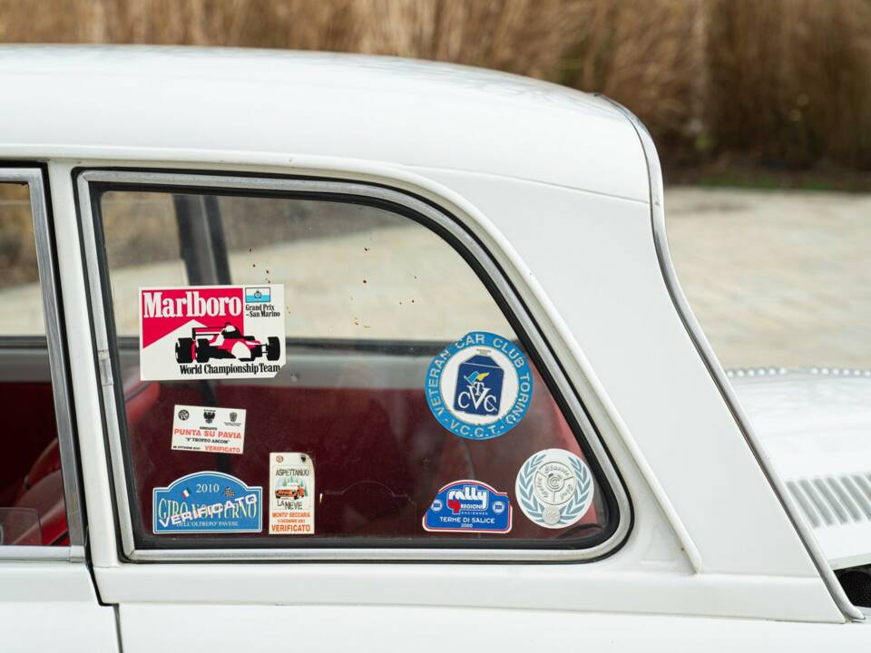 Image 18/50 of Abarth 695 SS (1966)