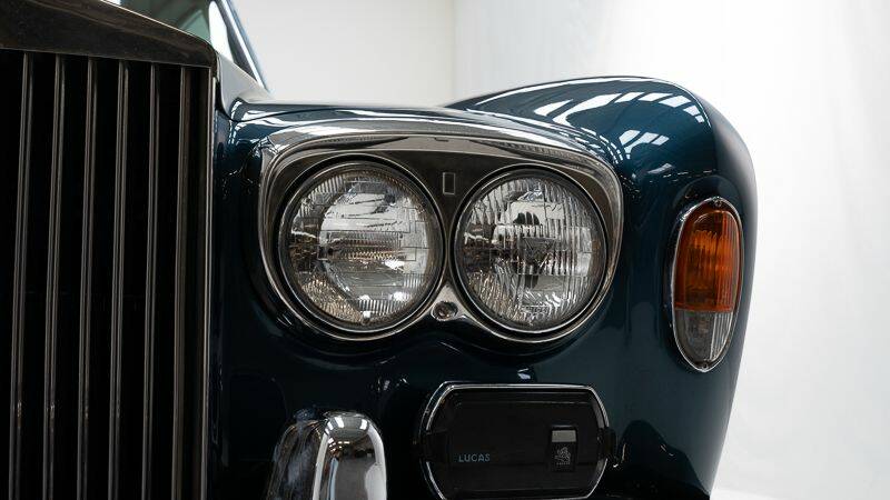 Bild 14/15 von Rolls-Royce Silver Shadow I (1975)