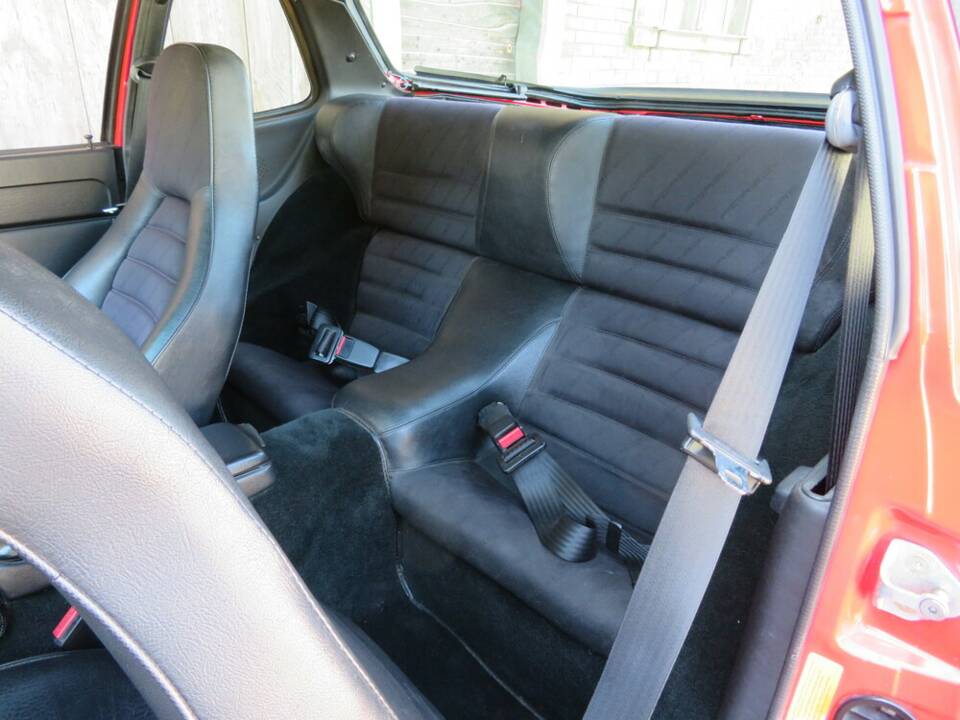 Bild 8/18 von Porsche 924 S (1986)