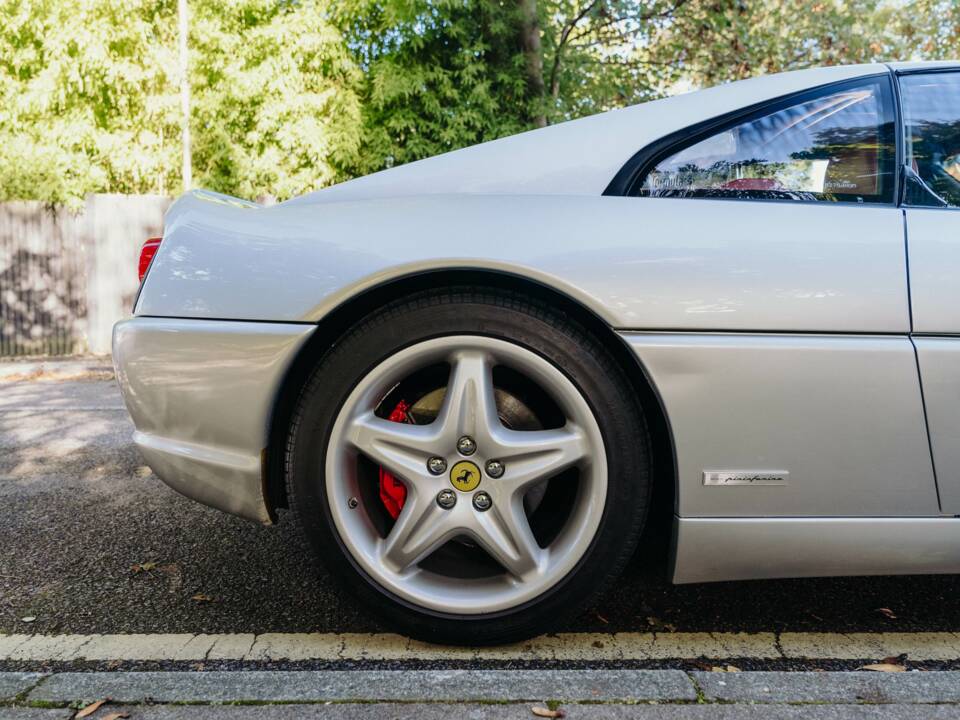 Bild 31/50 von Ferrari F 355 GTS (1998)