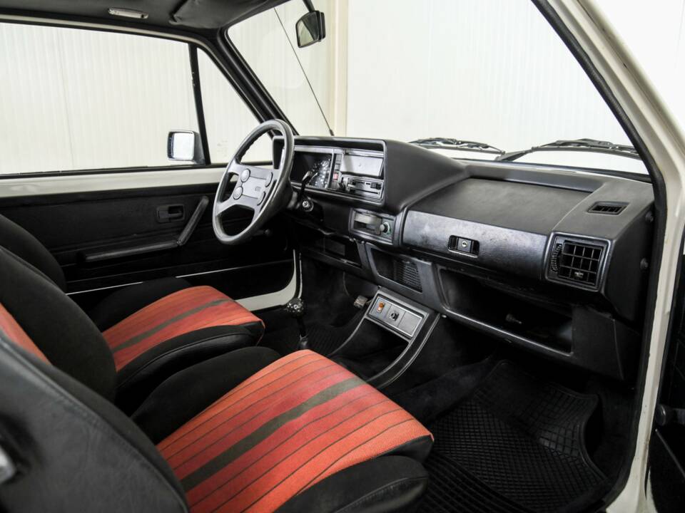 Bild 11/50 von Volkswagen Golf I GTI 1.8 (1983)