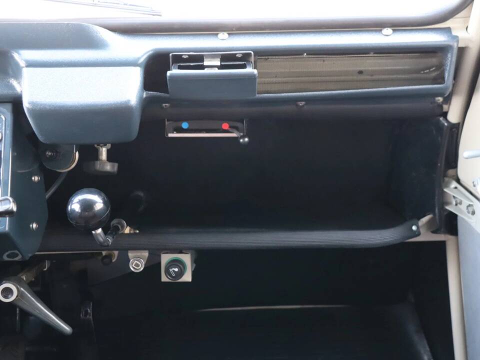 Image 32/52 de Citroën AK 400 (1971)