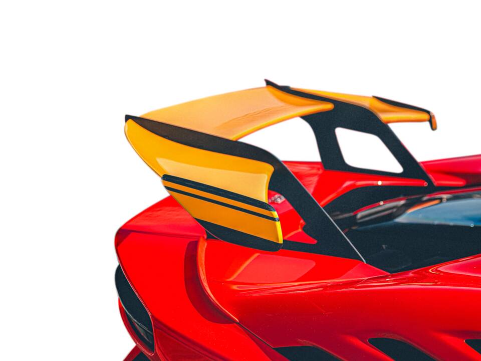 Image 10/21 of Ferrari SF90 XX Stradale (2025)