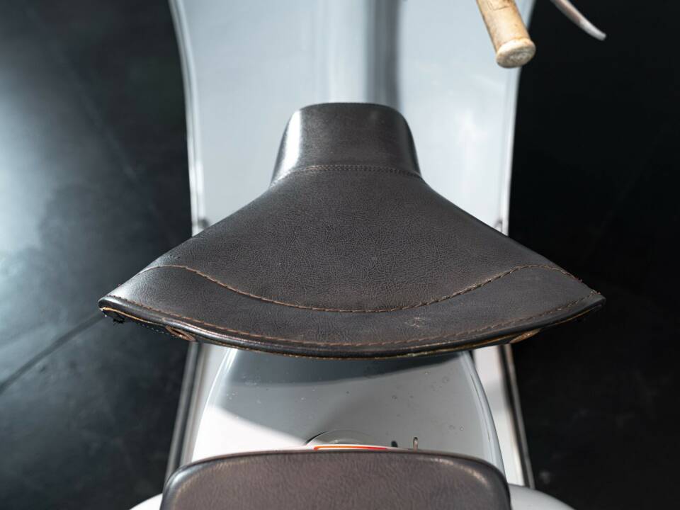 Image 17/30 of Piaggio DUMMY (1963)