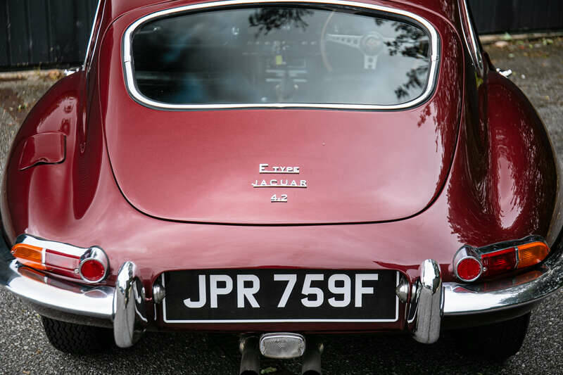 Image 39/40 de Jaguar Type E 4.2 (1967)