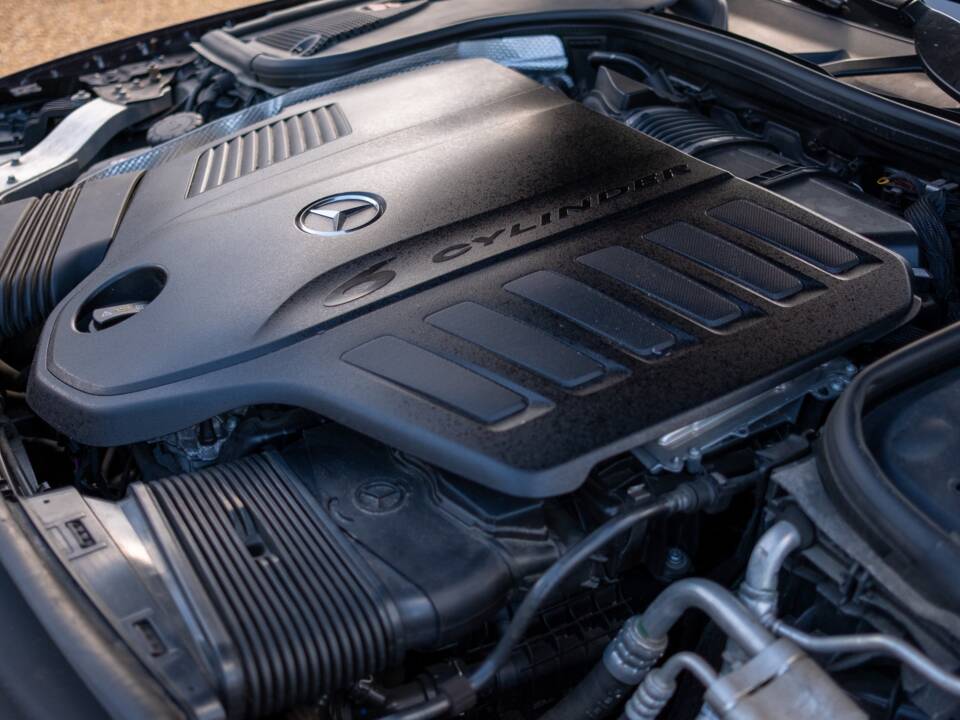 Image 68/85 of Mercedes-Benz CLS 450 4MATIC (2018)