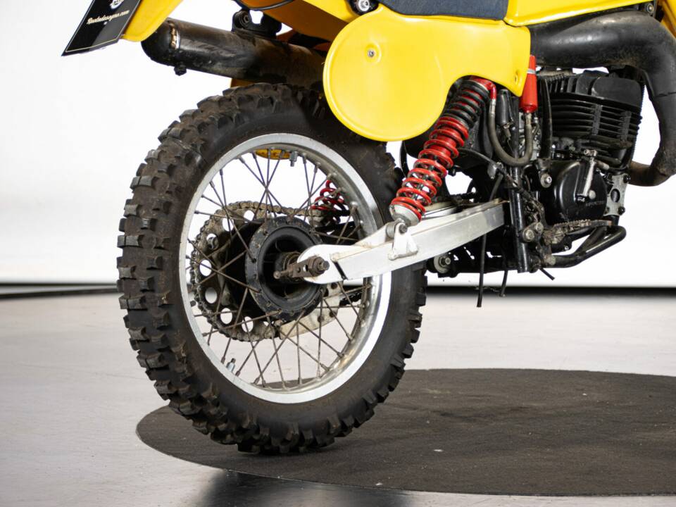 Afbeelding 28/46 van Suzuki PE 175 (1981)