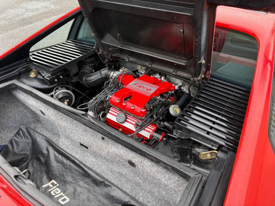 Image 20/31 de Pontiac Fiero GT (1987)