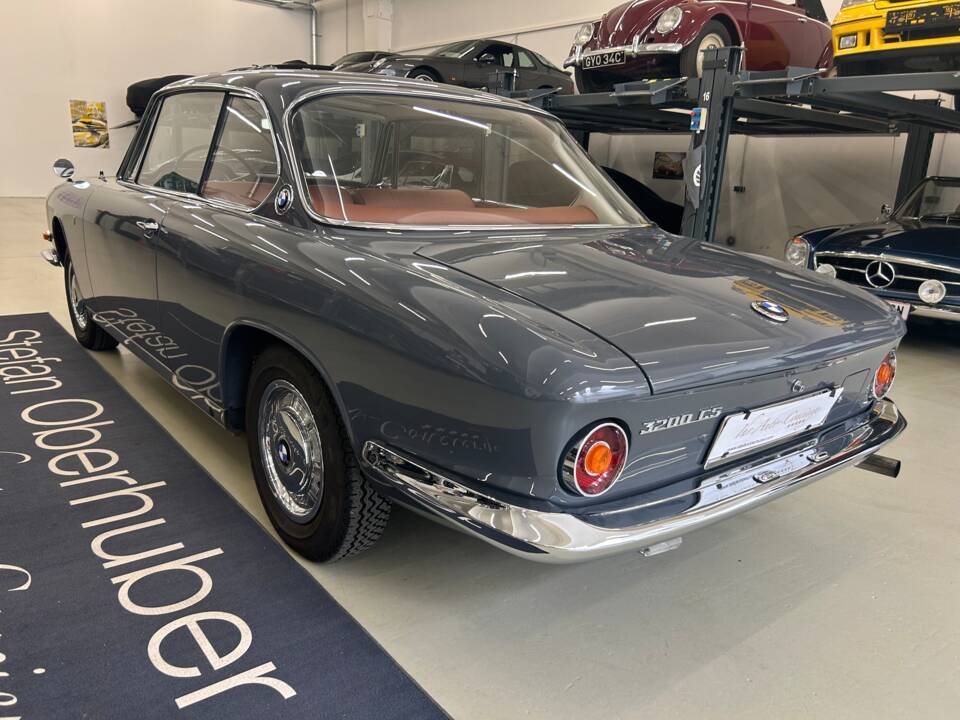 Image 7/37 of BMW 3200 CS (1964)
