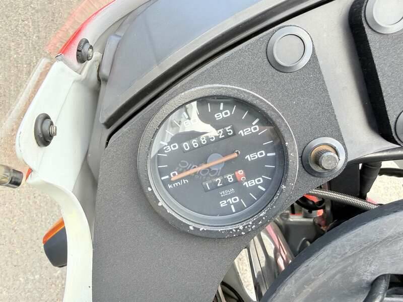 Image 9/40 of Cagiva DUMMY (1994)