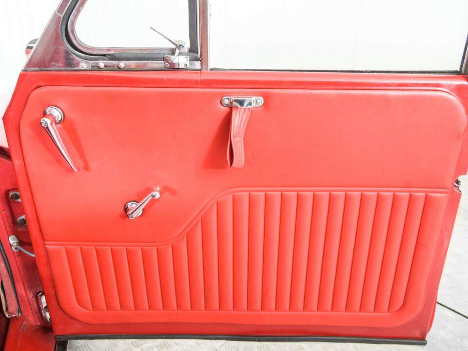 Bild 28/50 von Morris Minor 1000 Traveller (1969)