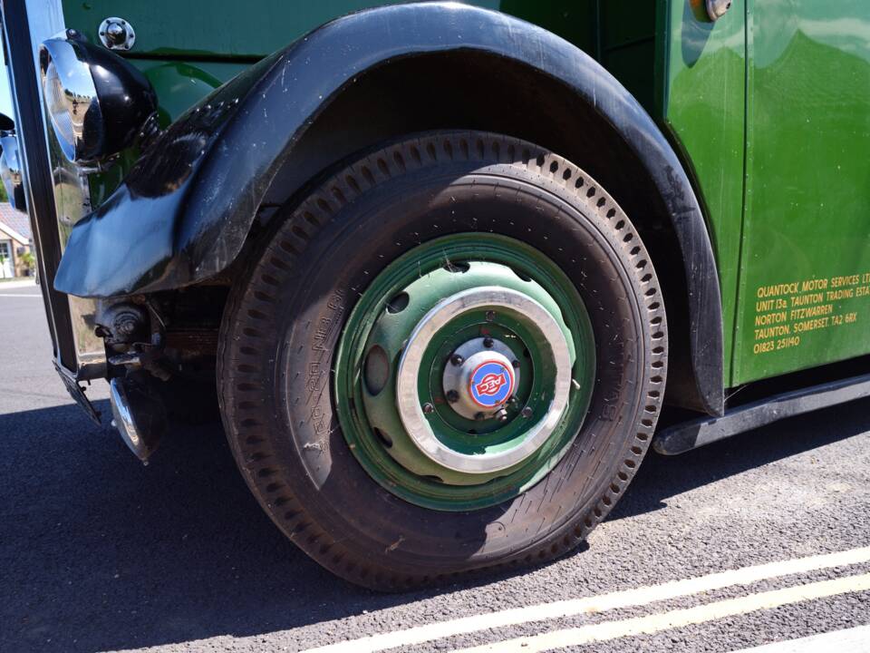 Bild 16/44 von AEC Regal III Single-Deck (1948)