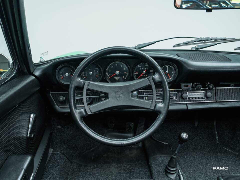 Bild 38/41 von Porsche 911 2.2 E (1970)