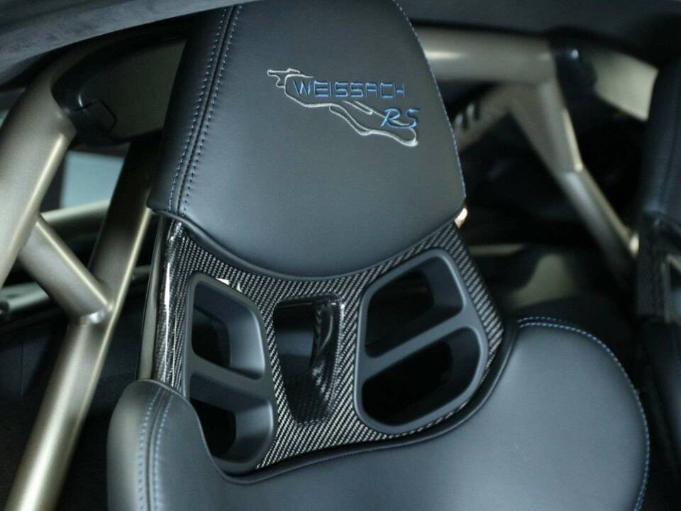 Image 22/50 of Porsche 718 Cayman GT4 RS Weissach (2023)