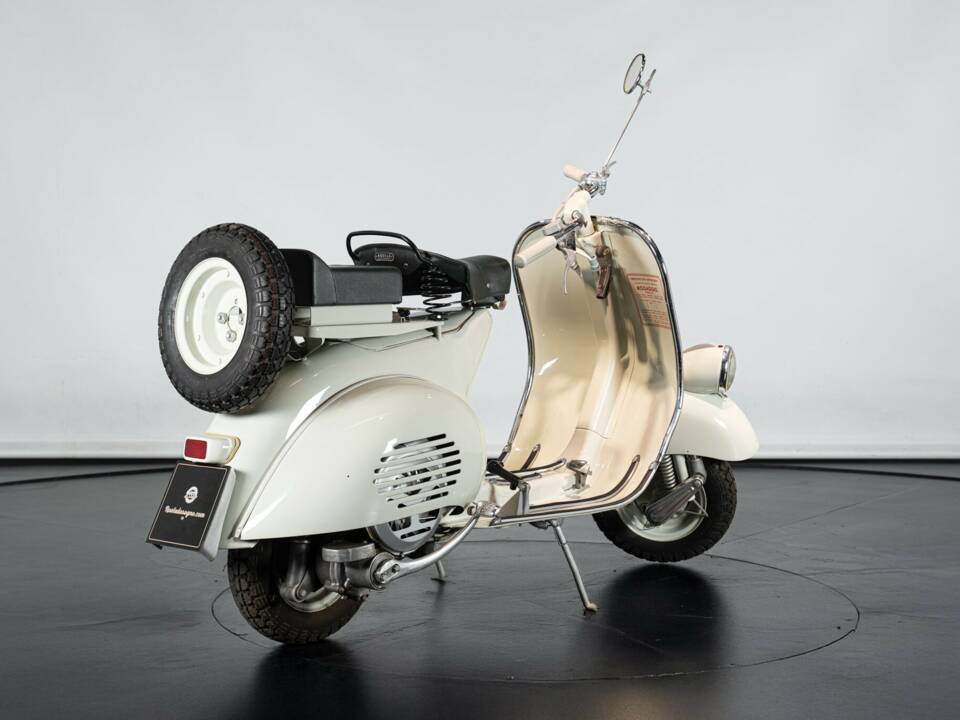 Image 6/33 of Piaggio DUMMY (1956)