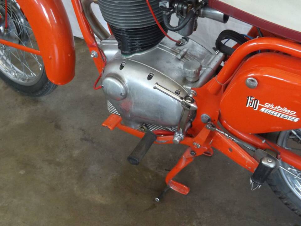 Image 43/50 de Gilera Giubileo 150 (1963)