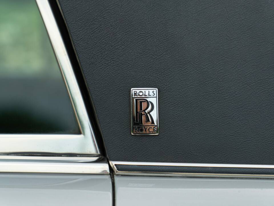 Image 24/50 of Rolls-Royce Silver Wraith II (1979)