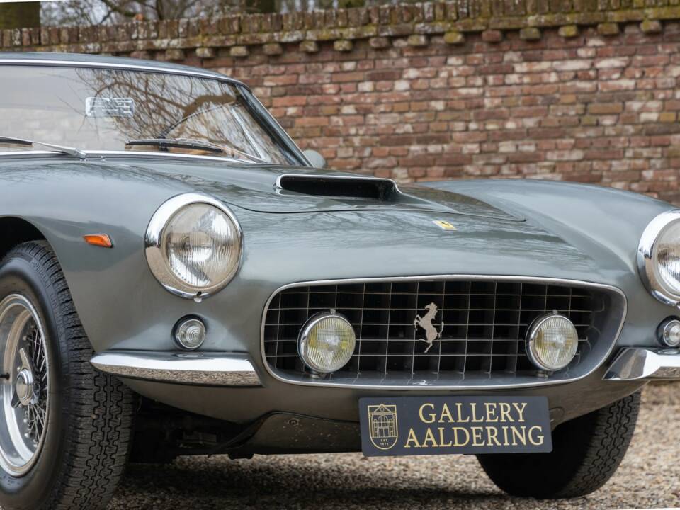 Image 49/50 of Ferrari 250 GT SWB Berlinetta (1962)