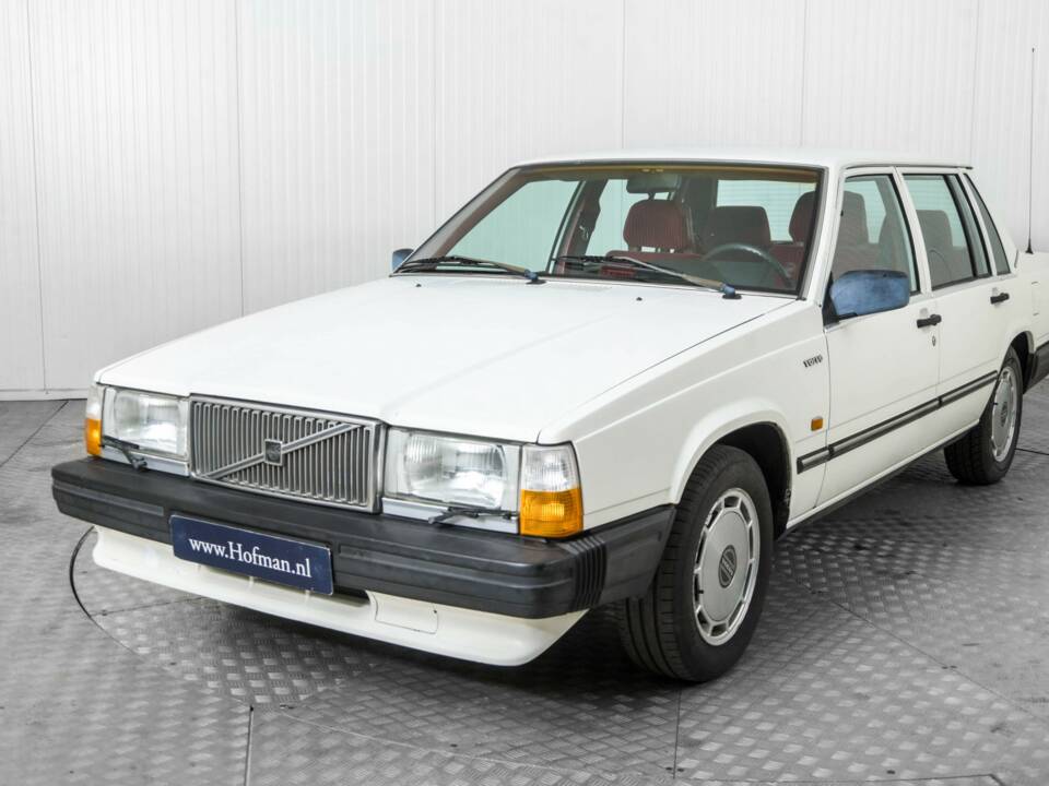 Image 17/50 de Volvo 740 (1984)