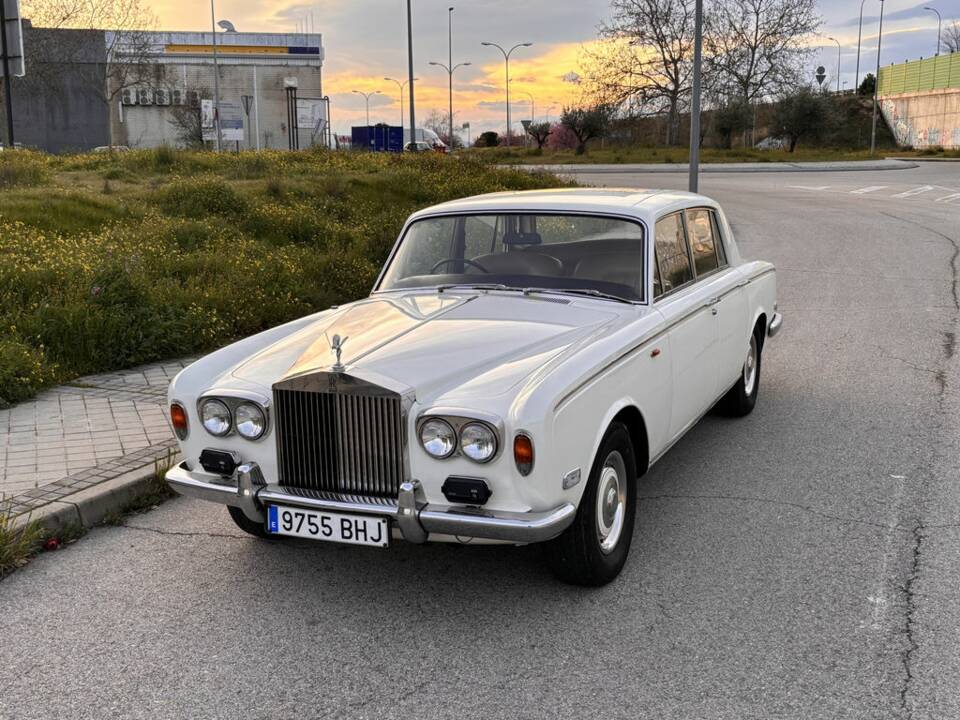 Image 5/8 de Rolls-Royce Silver Shadow I (1973)
