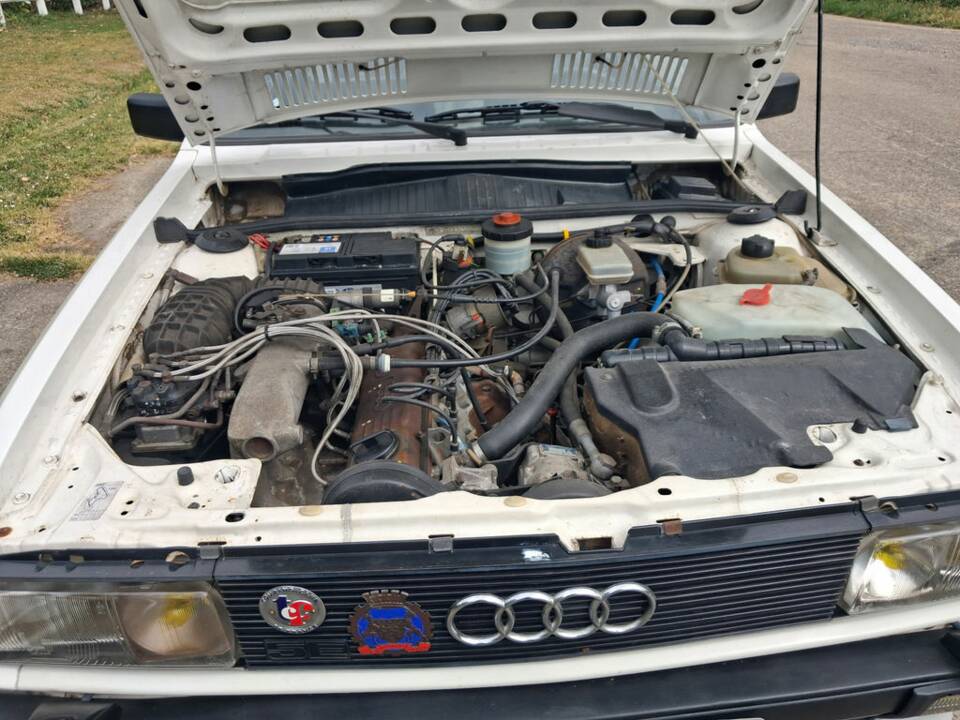 Bild 7/8 von Audi Coupe GT (1984)