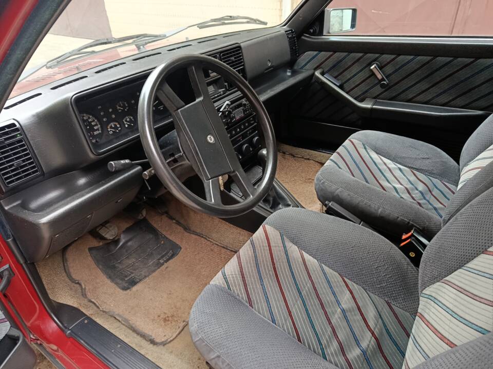 Afbeelding 11/61 van Lancia Delta GT i.e. (1989)