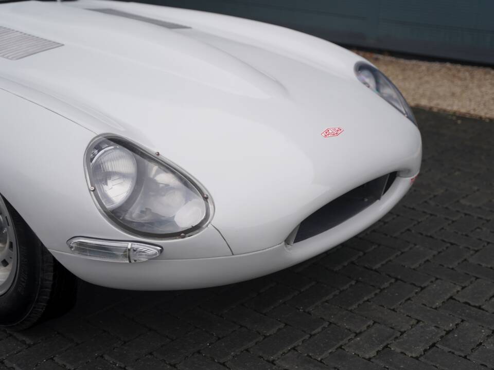 Bild 25/50 von Jaguar E-Type 3.8 (1964)
