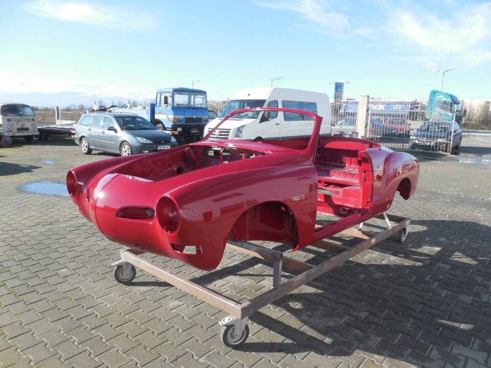 Image 59/63 of Volkswagen Karmann Ghia 1500 (1971)