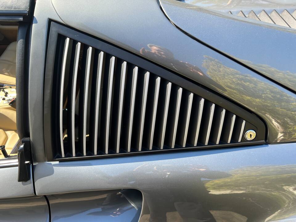 Image 109/114 de Ferrari 308 GTS Quattrovalvole (1985)