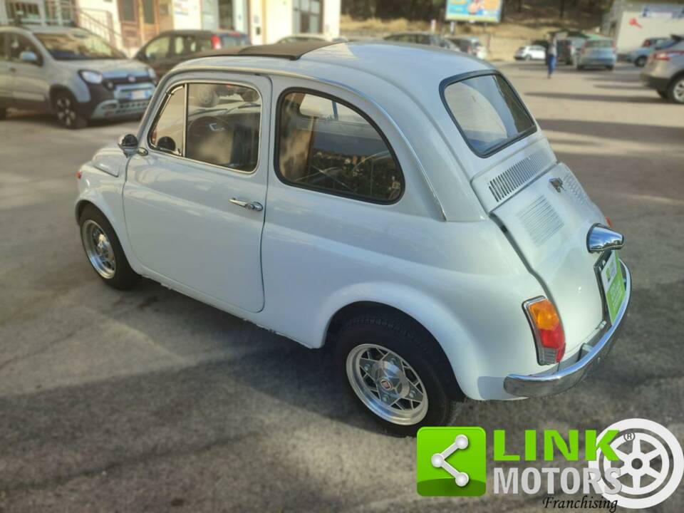 Image 7/10 de FIAT 500 L (1970)