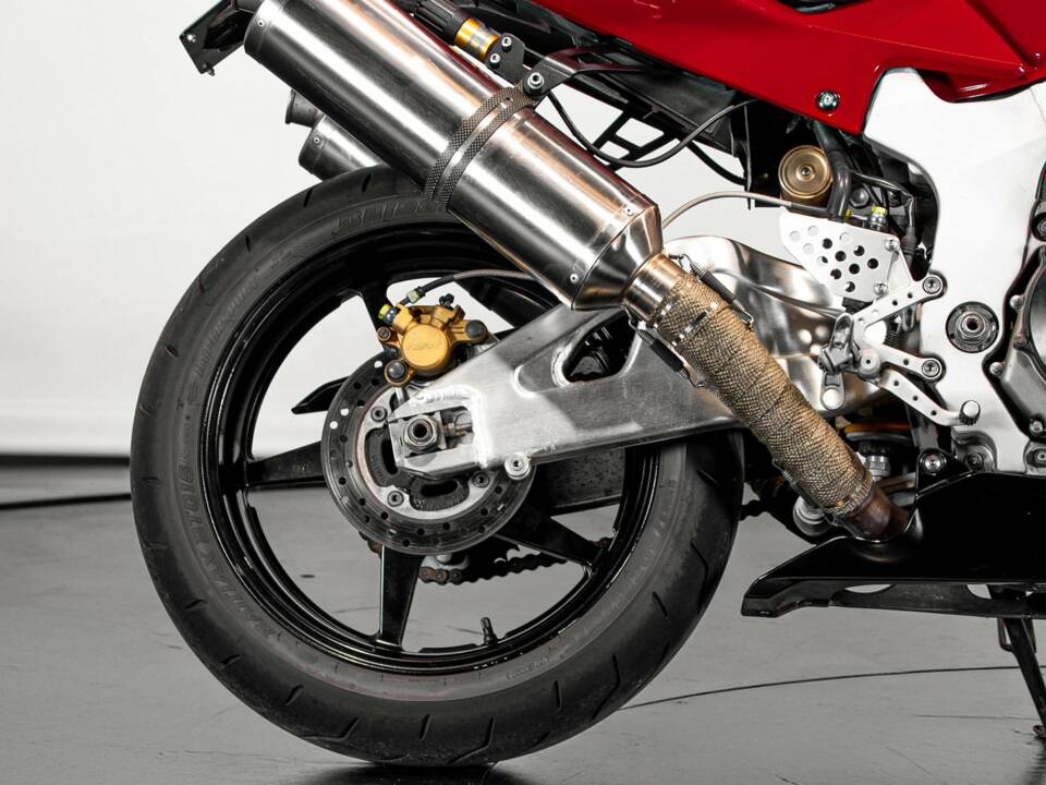 Image 23/34 of Honda DUMMY (2002)