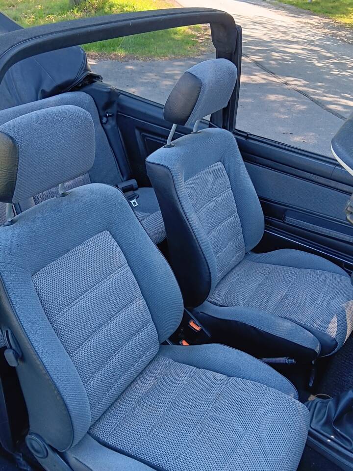 Bild 37/55 von Volkswagen Golf I Cabrio 1.8 (1985)