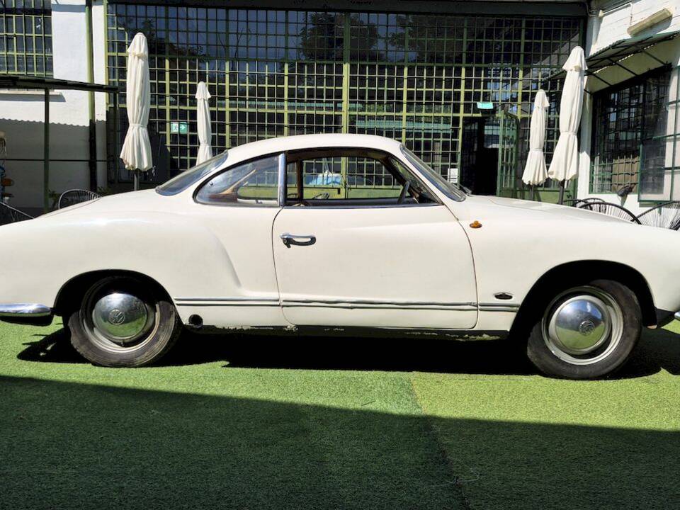 Image 11/71 of Volkswagen Karmann Ghia 1200 (1962)