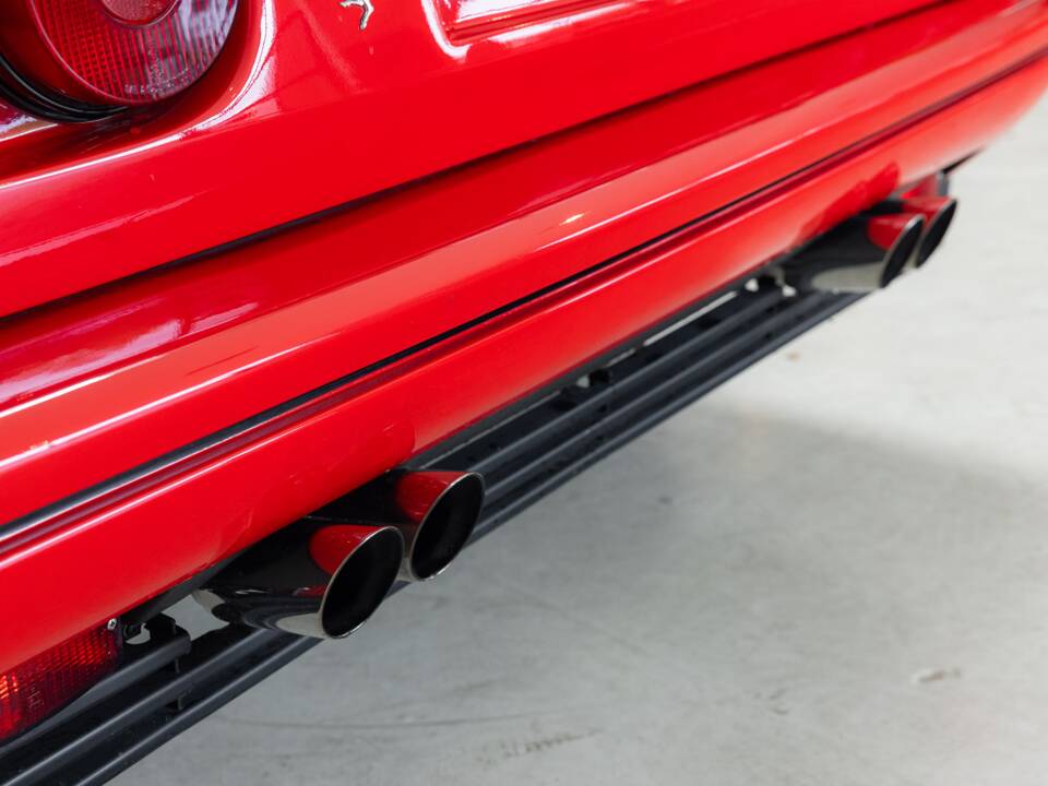 Bild 28/40 von Ferrari 328 GTS (1986)