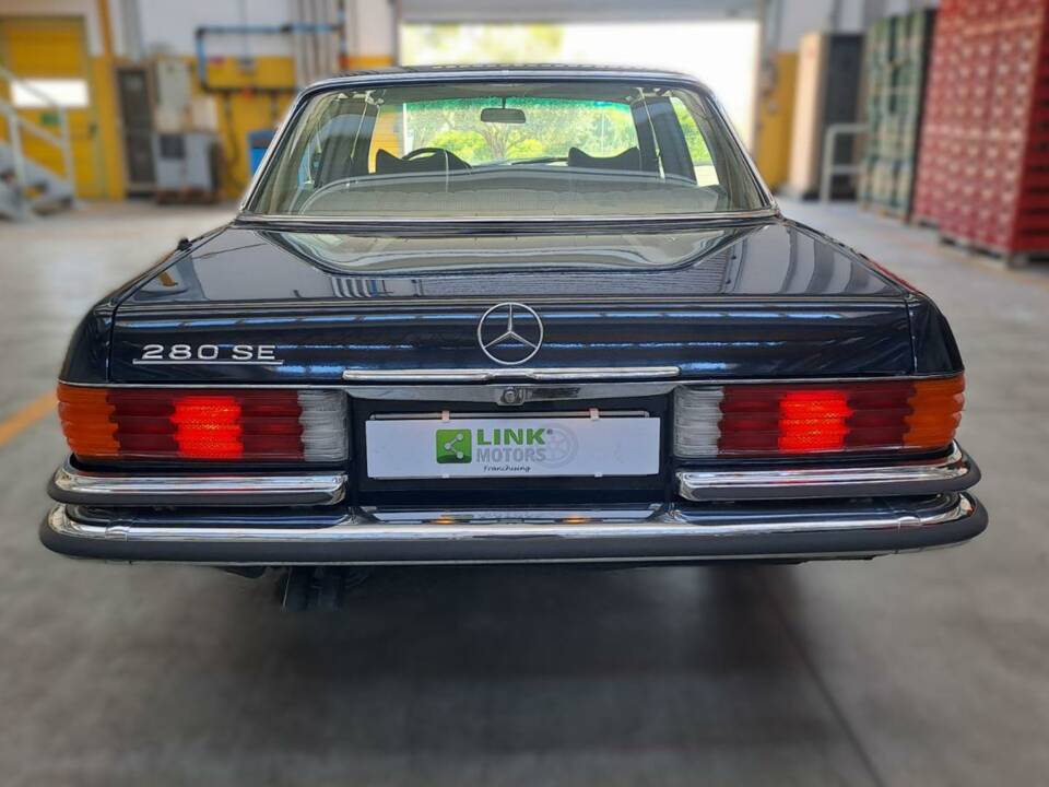 Bild 3/47 von Mercedes-Benz 280 SE (1976)