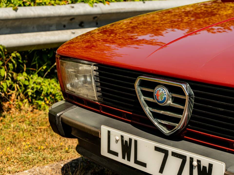 Imagen 34/50 de Alfa Romeo Giulietta 1.6 (1981)