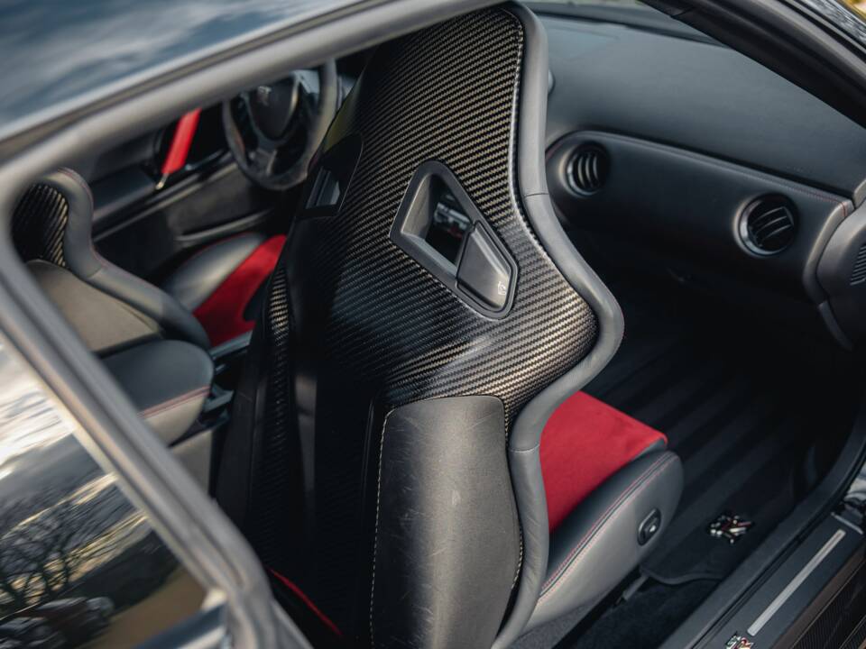 Image 54/76 de Nissan GT-R Nismo (2015)