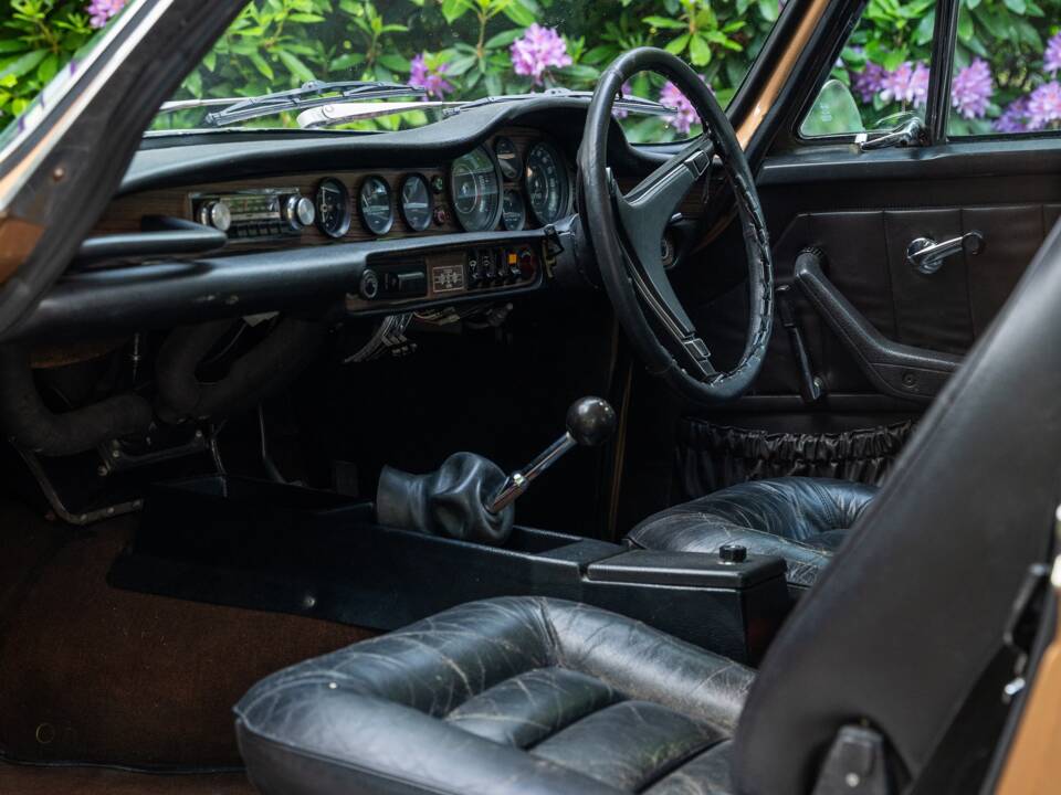 Image 48/50 of Volvo 1800 ES (1973)