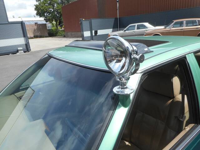 Bild 23/26 von Rover 825i Sterling (1998)